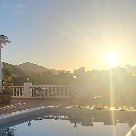 Вилла Romantic White -private Pool