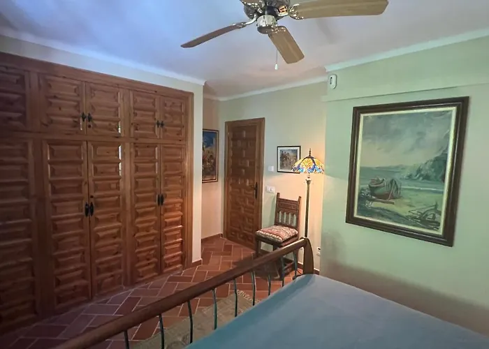 Romantic White -private Pool * نيرخا