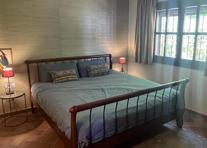 Romantic White -private Pool