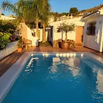 Romantic White -private Pool Villa *