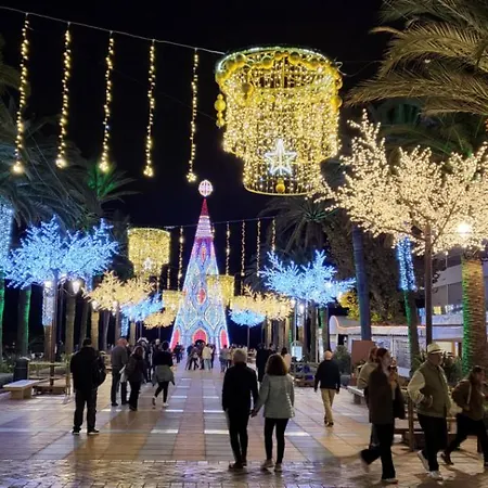 Romantic White -private Pool ヴィラ ネルハ